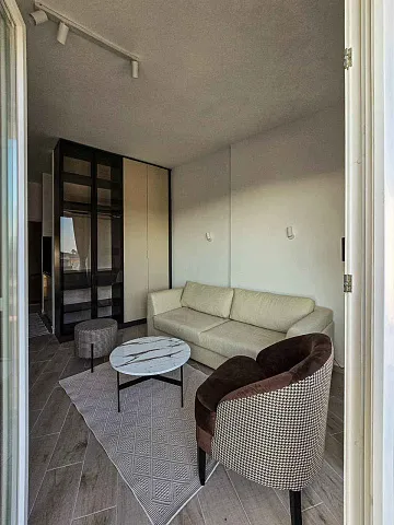 1 — photo 4